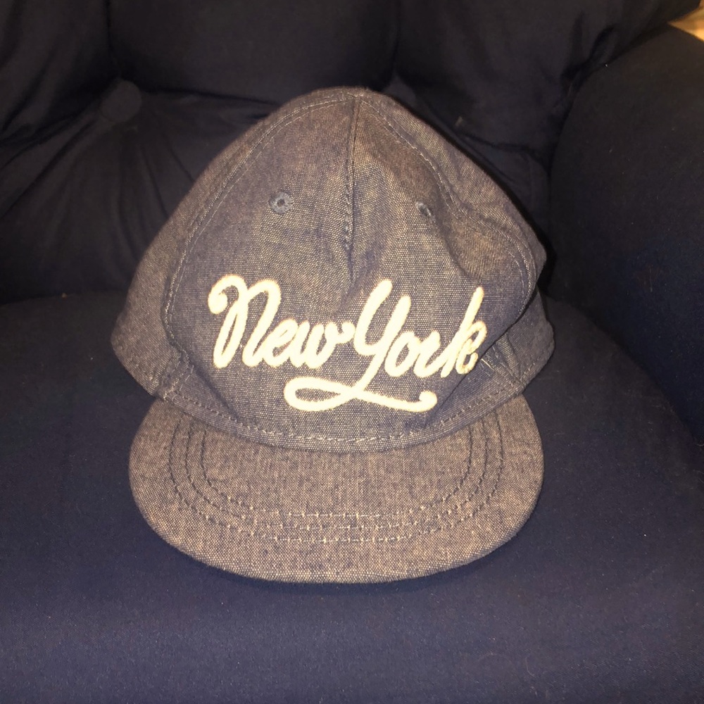 Baby boy size 9-12 H&M NY Hat